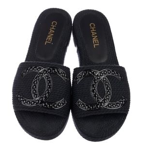 chanel pool slides 2018